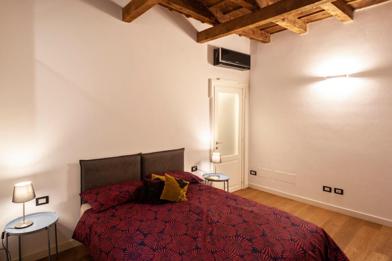 Corso Venezia, In Una Corte Esclusiva Riservata! Milano Eksteriør billede